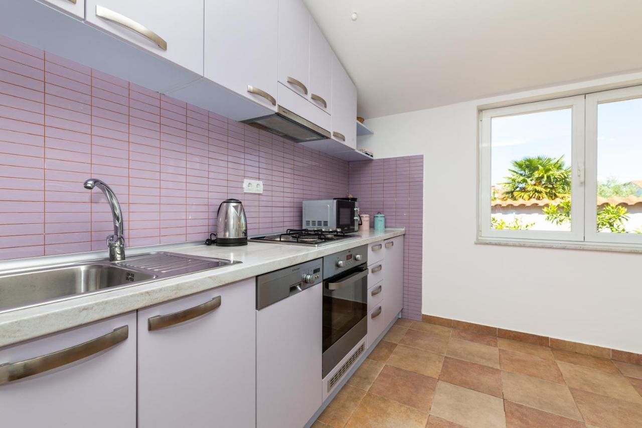 Malinsummer Apartments Малинска Екстериор снимка