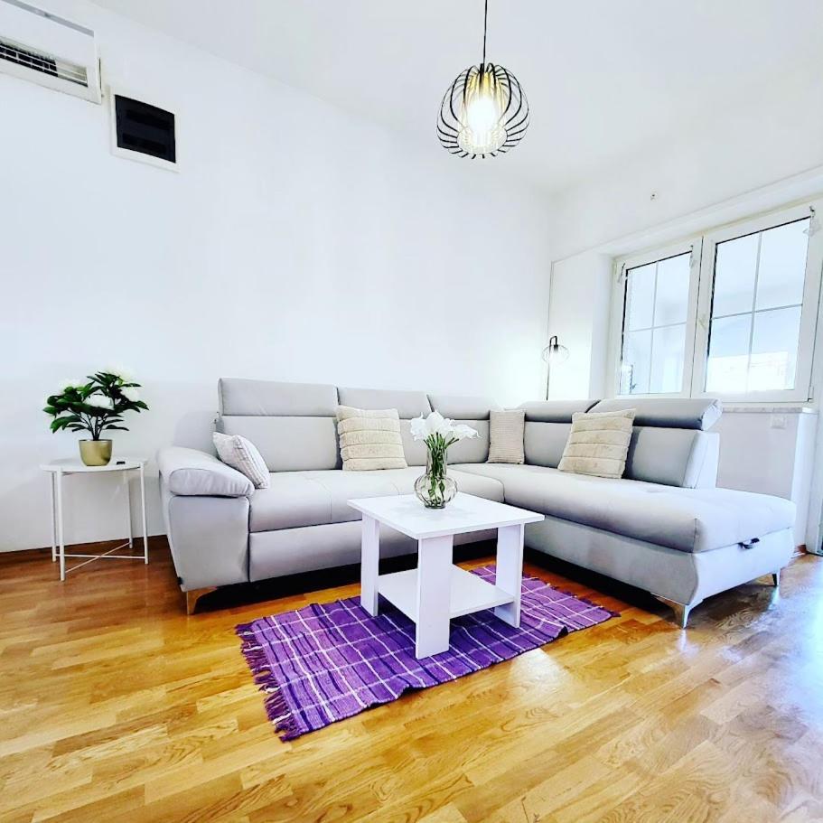 Malinsummer Apartments Малинска Екстериор снимка