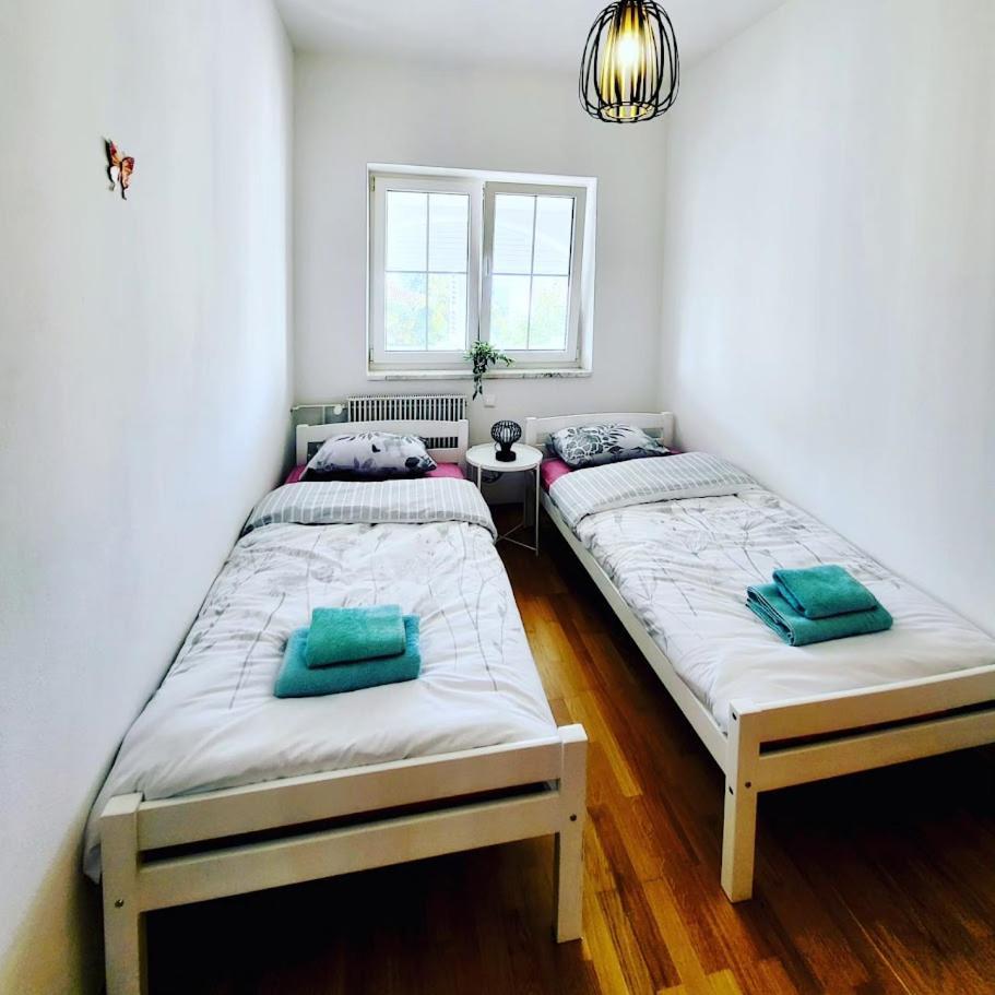 Malinsummer Apartments Малинска Екстериор снимка